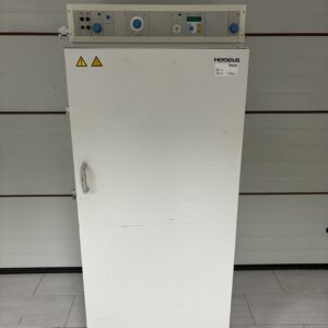 Suszarka laboratoryjna Heraeus UT 6420